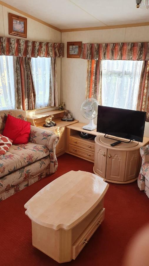 King'S Caravan Park, Caravan To Sleep 6 People Chapel Saint Leonards Εξωτερικό φωτογραφία