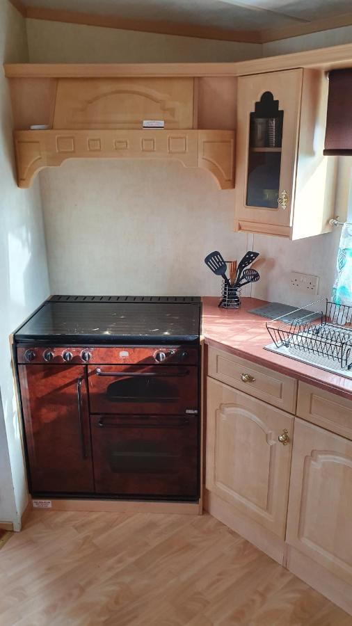 King'S Caravan Park, Caravan To Sleep 6 People Chapel Saint Leonards Εξωτερικό φωτογραφία