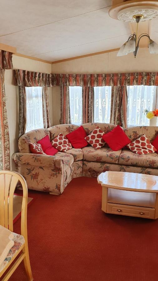King'S Caravan Park, Caravan To Sleep 6 People Chapel Saint Leonards Εξωτερικό φωτογραφία
